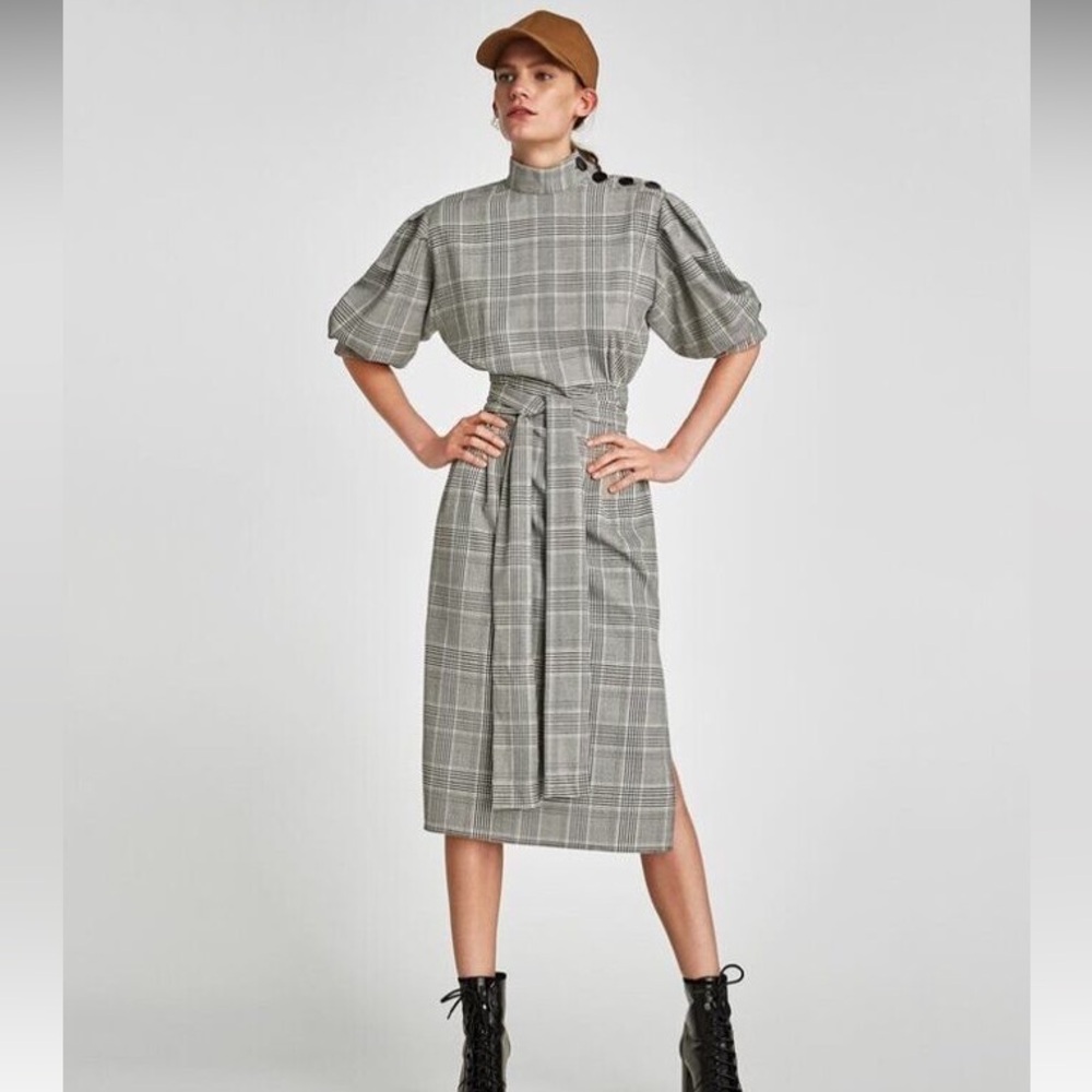 Zara Dress size Small